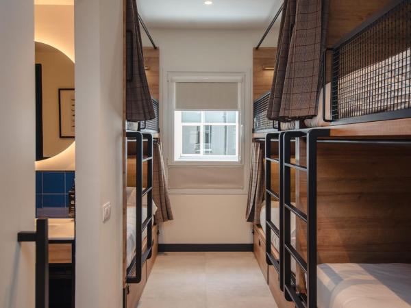 LATROUPE La Granja : photo 1 de la chambre lit dans dortoir mixte de 4 lits