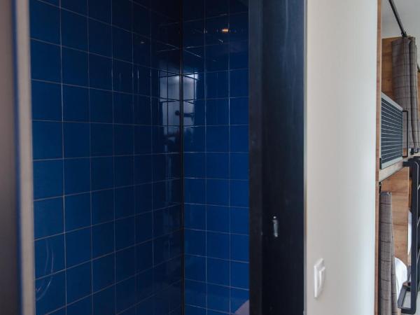 LATROUPE La Granja : photo 7 de la chambre lit dans dortoir mixte de 5 lits superposés