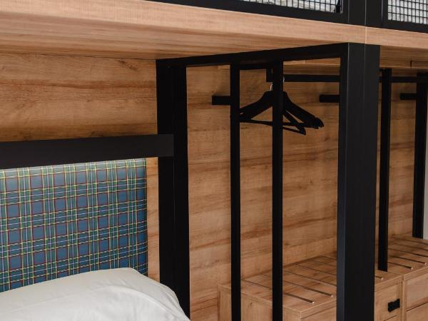 LATROUPE La Granja : photo 6 de la chambre chambre familiale supérieure