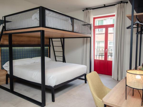 LATROUPE La Granja : photo 1 de la chambre chambre familiale supérieure