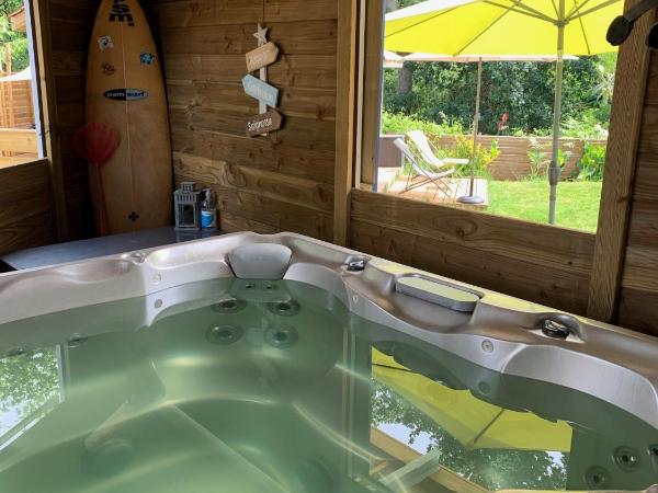 La Wodapalousa, Surf & Crossfit Guesthouse, 800m from Beach : photo 4 de la chambre chalet