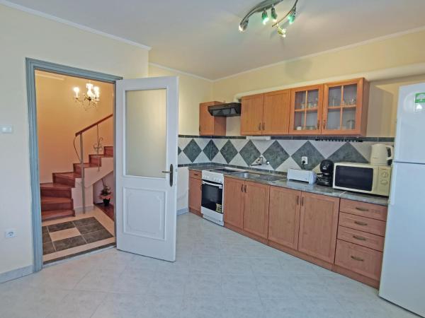 Magic Holiday Vendégház : photo 9 de la chambre chambre double avec salle de bains commune