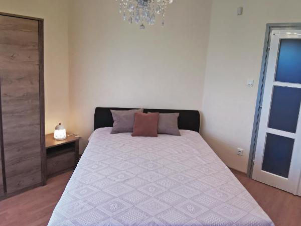 Magic Holiday Vendégház : photo 1 de la chambre chambre double standard avec salle de bains commune