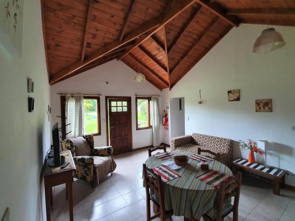 Cabañas Normana Inn : photo 7 de la chambre bungalow - vue sur jardin