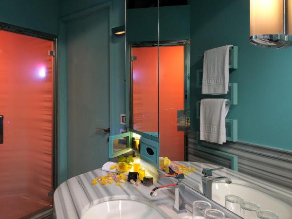 Art Hotel Orologio : photo 9 de la chambre appartement avec balcon - bâtiment séparé