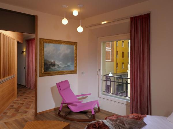 Art Hotel Orologio : photo 9 de la chambre appartement de luxe - bâtiment séparé