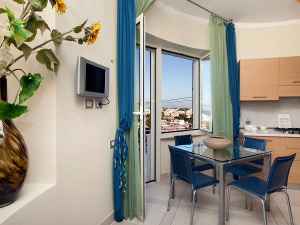 Posidonia Residence : photo 4 de la chambre appartement - vue sur mer