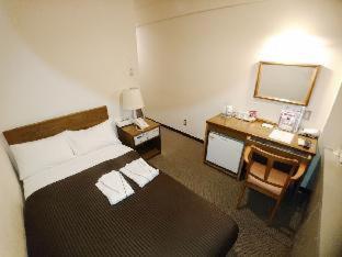 Sky Heart Hotel Hakata : photo 1 de la chambre chambre double avec petit lit double - non-fumeurs