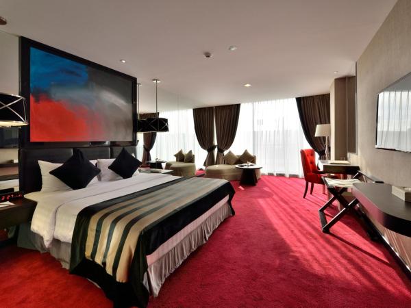 Amaroossa Cosmo Jakarta : photo 2 de la chambre chambre lit king-size exécutive