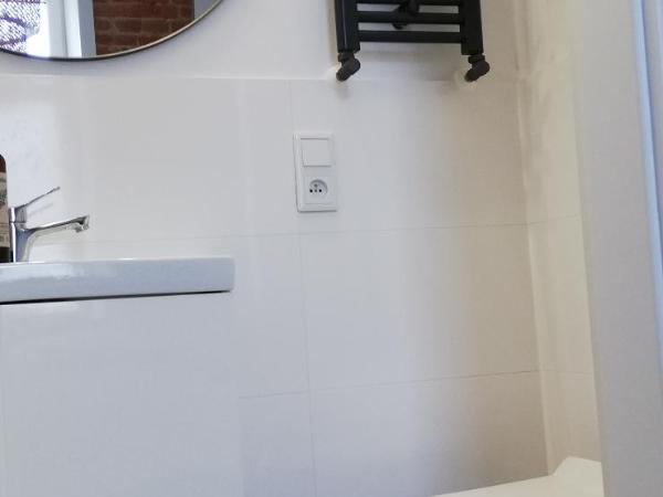 Rooms by Apartamenty Lubartowska Street : photo 6 de la chambre chambre double avec salle de bains privative