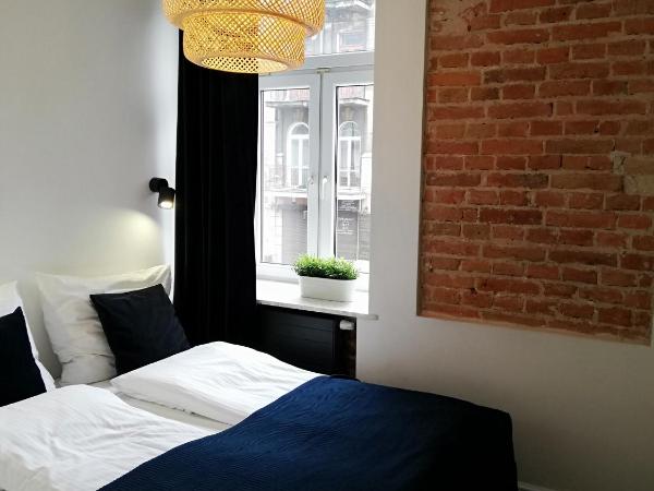 Rooms by Apartamenty Lubartowska Street : photo 1 de la chambre chambre double avec salle de bains privative