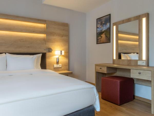 Radisson Blu Hotel & Residences : photo 6 de la chambre suite - vue sur montagne