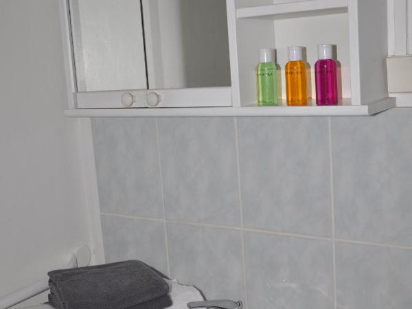 SeaYouSoon Inn Cannes - Studios : photo 3 de la chambre studio (3)