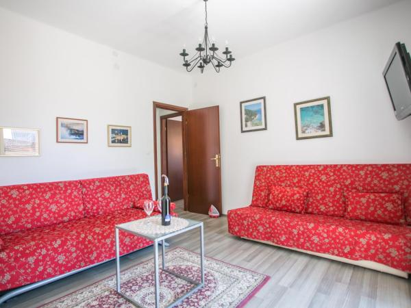 Garden Apartment Hotel : photo 10 de la chambre appartement 1 chambre avec balcon