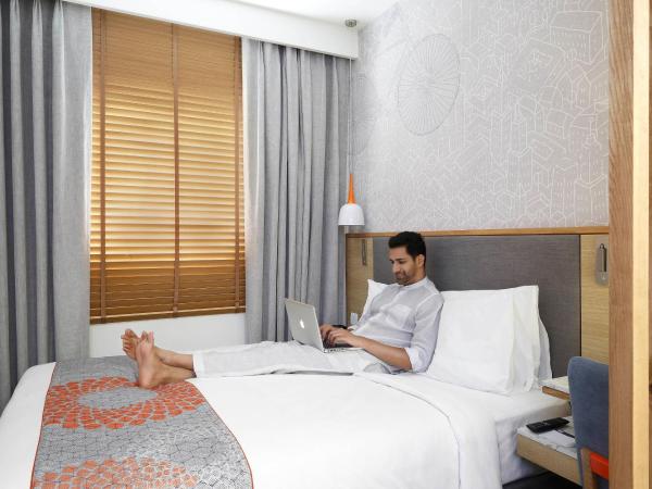 Holiday Inn Express Gurugram Sector 50, an IHG Hotel : photo 6 de la chambre standard double or twin room with 15% discount on f&b and free laundromat