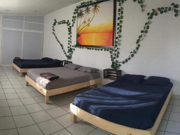 Casa Internacional Querétaro : photo 1 de la chambre chambre triple