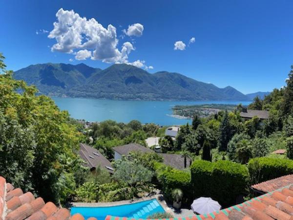 Boutique Hotel Albergo Brione : photo 2 de la chambre suite junior avec balcon