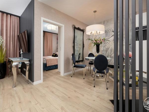 Nadmorskie Tarasy-Spa&Art Bali, free parking -Apartments M&M : photo 1 de la chambre appartement avec balcon