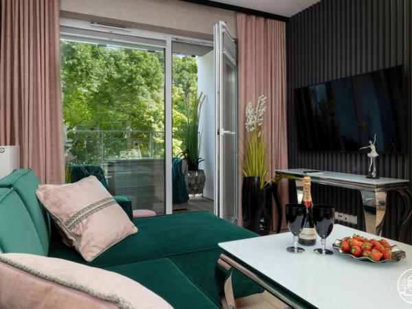 Nadmorskie Tarasy-Spa&Art Bali, free parking -Apartments M&M : photo 9 de la chambre appartement avec balcon