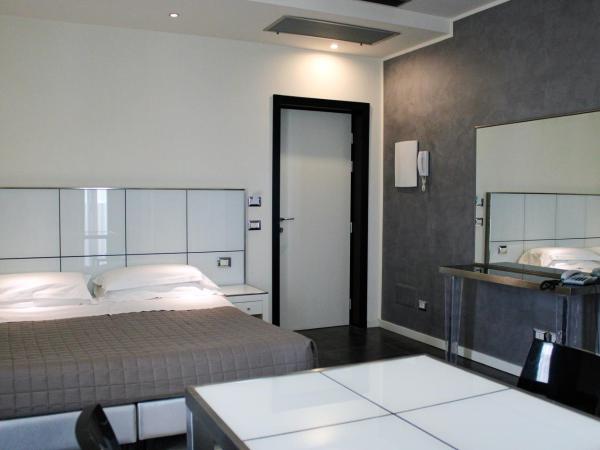 Atmosphere Suite Hotel : photo 10 de la chambre suite junior avec balcon (2 adultes) 