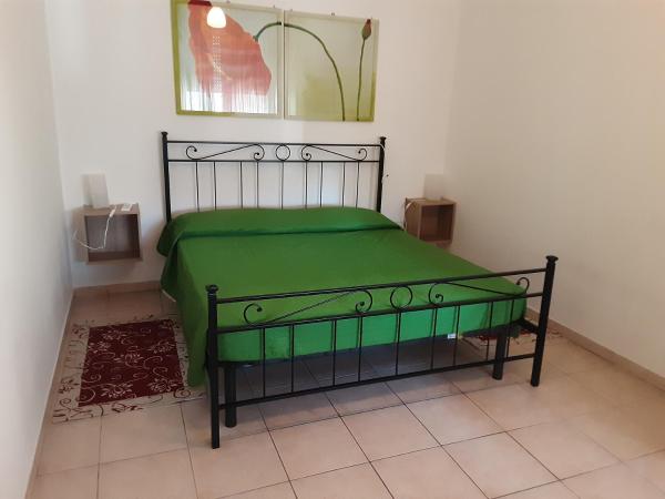 Locazione Menini - Camere zona stazione : photo 4 de la chambre chambre double