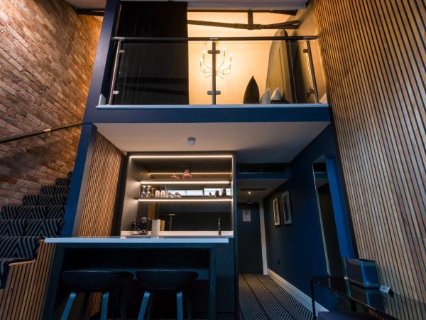 Velvet Hotel : photo 2 de la chambre suite penthouse