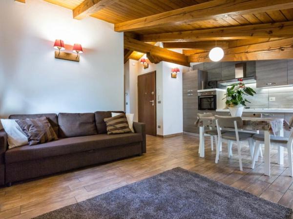 Sottosopra Alps Apartments & Rooms : photo 3 de la chambre appartement avec vue sur la montagne