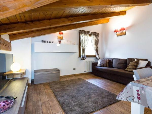 Sottosopra Alps Apartments & Rooms : photo 4 de la chambre appartement avec vue sur la montagne