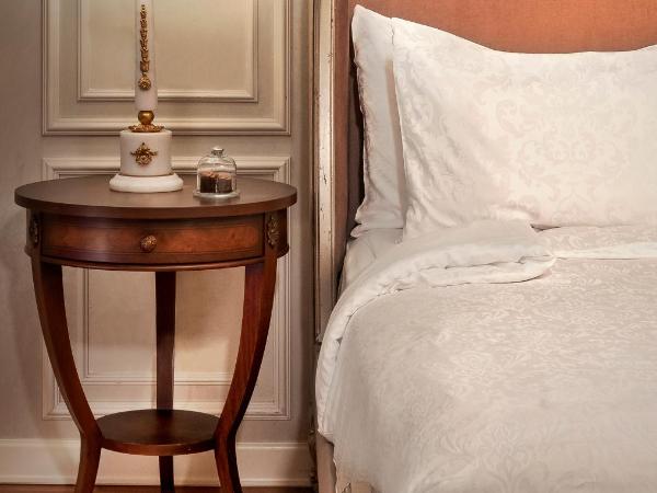 Rixos Pera Istanbul : photo 3 de la chambre chambre lit king-size premium - vue sur corne d'or