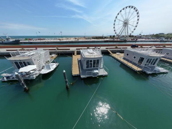 House Boat Rimini Resort : photo 6 de la chambre mobile home