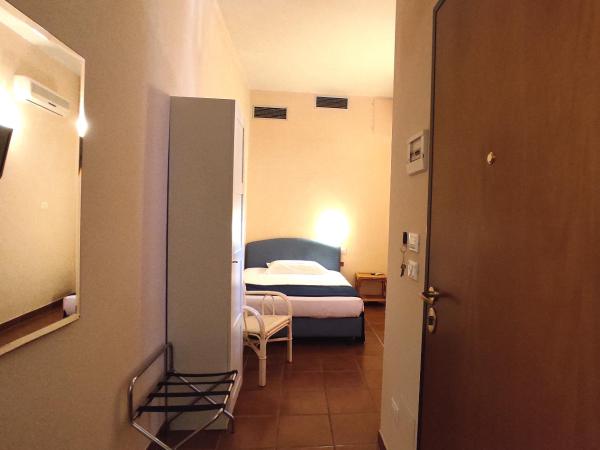 Hotel Rita Major : photo 2 de la chambre petite chambre double