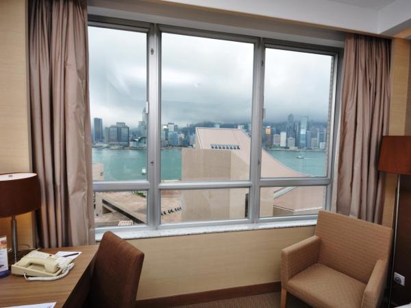 The Salisbury - YMCA of Hong Kong : photo 3 de la chambre chambre lit queen-size ou lits jumeaux - vue sur port