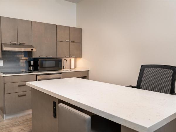 Hyatt House Nashville Airport : photo 3 de la chambre chambre lit king-size