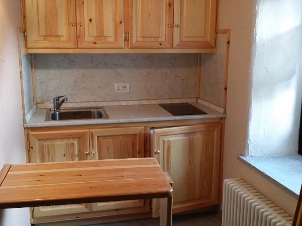 Maison Du-Noyer Chambres et Tables d'Hotes : photo 5 de la chambre studio avec lit d'appoint