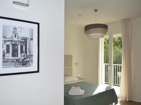 Hotel Riva e Mare : photo 5 de la chambre chambre double avec terrasse