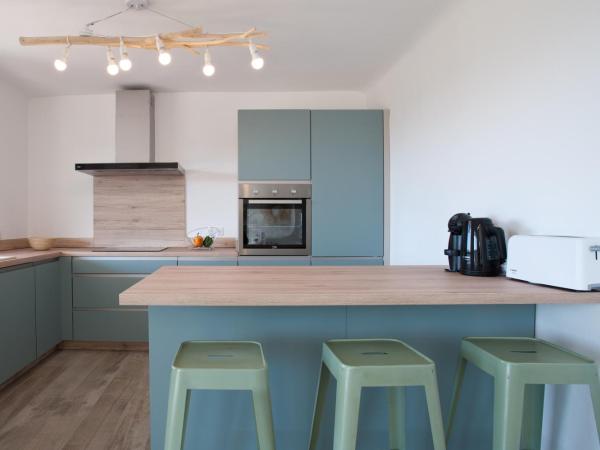 Résidence Marina Di Santa Giulia : photo 2 de la chambre maison 4 chambres avec 3 salles de bains - vue sur mer - casa grecale