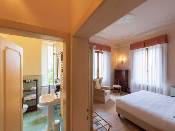 Villa Scacciapensieri Boutique Hotel : photo 10 de la chambre chambre double deluxe