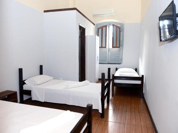 Pousada Cor e Arte - Pelourinho : photo 2 de la chambre chambre triple