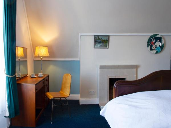 Square Tree House Hotel : photo 7 de la chambre chambre double avec salle de bains privative