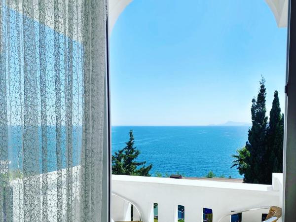 Royal City Hotel : photo 4 de la chambre chambre lits jumeaux - vue sur mer