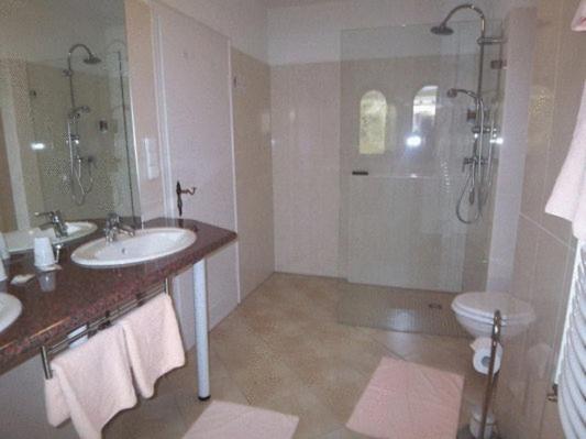 Hotel Hubertus : photo 3 de la chambre chambre lits jumeaux