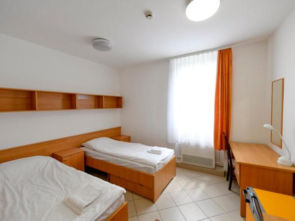 Campus Hotel : photo 2 de la chambre chambre lits jumeaux standard