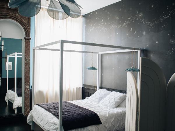 Hotel de Fouquet - Chambres d'hôtes : photo 1 de la chambre suite - cosmos