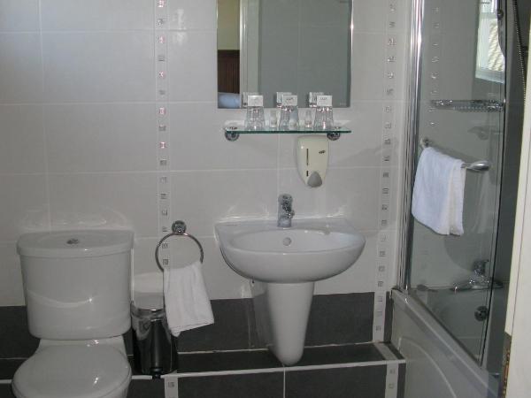 Laragh House B&B : photo 6 de la chambre chambre familiale