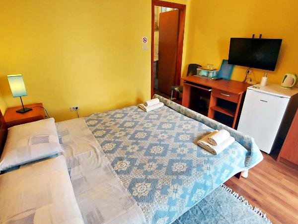 Apartments and Rooms Vila Irma : photo 4 de la chambre chambre double ou lits jumeaux