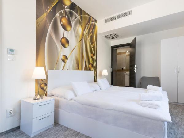 Panzió 81 : photo 2 de la chambre chambre standard lit queen-size