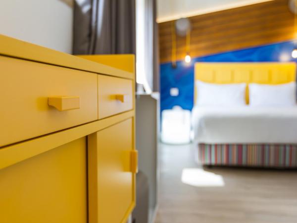 Ibis Styles Lisboa Centro Liberdade NE : photo 5 de la chambre suite