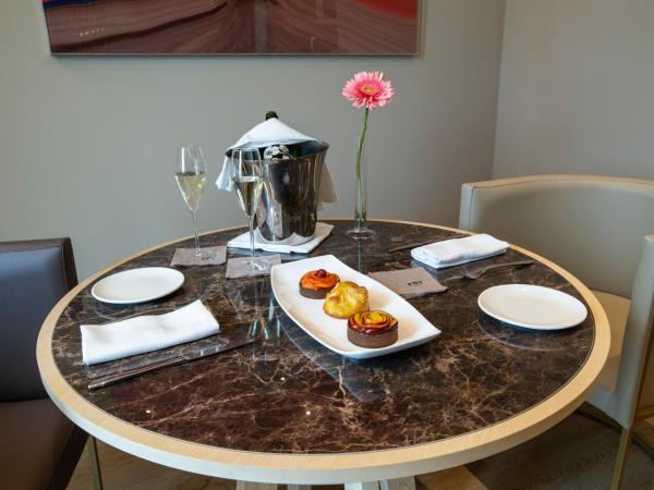 UNAHOTELS MH Matera : photo 3 de la chambre suite junior