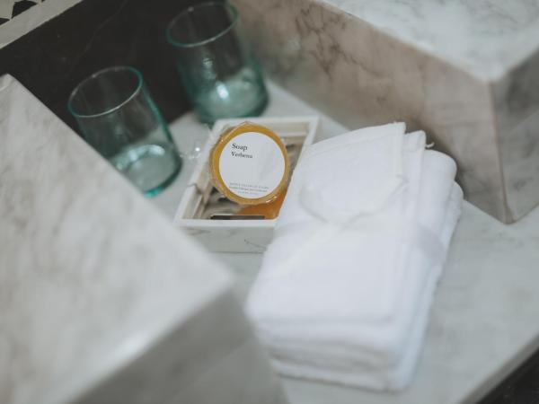 Les Deux Tours : photo 10 de la chambre suite supérieure