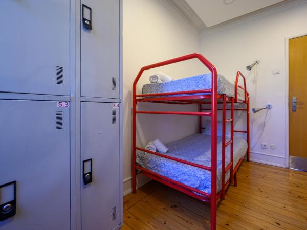 Terrace Lisbon Hostel : photo 7 de la chambre lit superposé en dortoir mixte (4 adultes)
